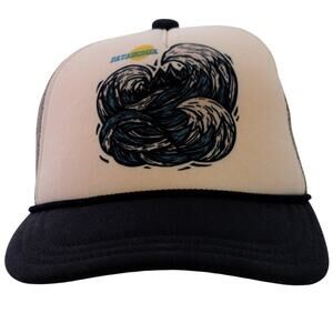 Patagonia Trucker Hat Men's Adjustable Trucker Snapback Cream Grey Waves Sun